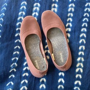 Allbirds | women’s flat shoes | Tree Breezers | discontinued dusty Pink color